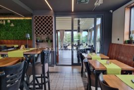 RIJEKA – SRDOČI, poslovni prostor od 168 m2, restoran s uhodanim poslom!, Rijeka, العقارات التجارية