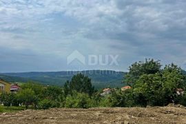ISTRA, MOTOVUN - Prostrano zemljište s panoramskim pogledom, Motovun, Γη