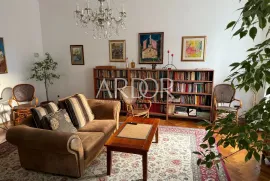Rijeka, centar prvi red do mora, Rijeka, Stan