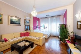 PEĆINE - Predivan stan od 107 m2 s dvije garaže i okućnicom!, Rijeka, Appartment