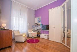 PEĆINE - Predivan stan od 107 m2 s dvije garaže i okućnicom!, Rijeka, Διαμέρισμα