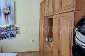 Pehlin - stan u kući, sa okućnicom, Rijeka, Kвартира