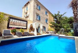 Kamena kuća sa bazenom na prodaju, Krnica, okolica, Istra, Marčana, Maison