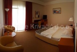 Hotel  PRODAJA !, Crikvenica, Propriété commerciale