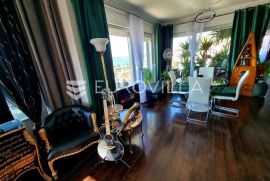 Trogir, luksuzan penthouse s terasom i panoramskim pogledom na more, Trogir, شقة
