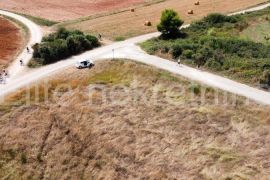 Istra,Volme - Prodaja zemljišta u T1-T2 Zoni udaljenog 590m do mora !, Medulin, Terreno
