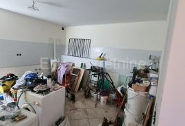 Viškovo, Marinići - prodaja dva stana u obiteljskoj kući, 120 m2!, Viškovo, Appartment
