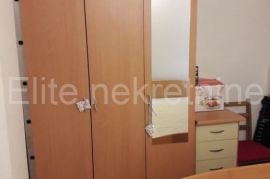 Crikvenica - prodaja dva apartmana, odlična lokacija !, Vinodolska Općina, Daire