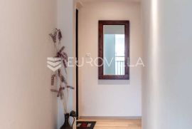 Istra, Peroj, apartmanska kuća s prekrasnom okućnicom i panoramskim pogledom na Brijune, Vodnjan, Propiedad comercial