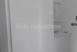Kastav - samostojeća kuća sa prostranom okućnicom, 360 m2, Kastav, Σπίτι