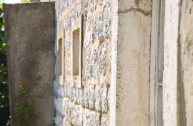 EKSKLUZIVNA PRODAJA | Povijesni ljetnikovac iz 17. st. na atraktivnoj poziciji u blizini Dubrovnika | Potencijal, Dubrovnik, Casa