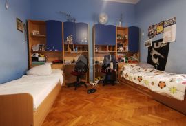 RIJEKA, CENTAR, stan 100 m2,  u centru grada na traženoj lokaciji, Rijeka, Appartement