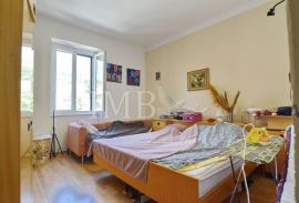 Funkcionalan stan cca 91 m2 | Podijeljen u dvije jedinice | Dubrovnik, blizina poslovnog centra, Dubrovnik, Wohnung