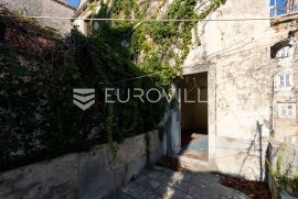 Dubrovnik - Stari Grad, kamena kuća s vrtom, Dubrovnik, House