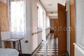 Stambeno - poslovna građevina pogodna za hostel, Bjelovar, Propriété commerciale