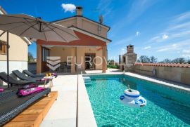 Istra, Marčana, kuća za odmor 160 m2 s grijanim bazenom, Marčana, Maison