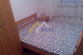 Villa sa 5 apartmana - Šilo otok Krk, Dobrinj, Дом