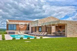 Istra, Brtonigla, luksuzna kamena vila 324 m2 s panoramskim pogledom na more, Brtonigla, Commercial property