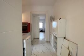Krnjevo, adaptiran 1-soban stan, Rijeka, Appartement