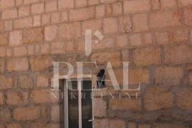 Obiteljska kamena kuća sa pogledom, Sitno Gornje, Split - Okolica, Kuća