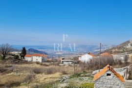 Obiteljska kamena kuća sa pogledom, Sitno Gornje, Split - Okolica, بيت