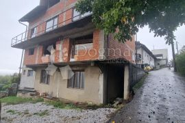 ZAGREB - KUĆA S VELIKIM POTENCIJALOM, Stenjevec, Kuća