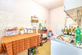 Zagreb, Mlinovi, funkcionalna dva etažirana stana na prodaju, NKP 150m2, Zagreb, Appartment