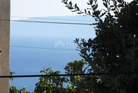 RIJEKA, MARINIĆI, PEHLIN- kuća 250 m2 s pogledom na more + okoliš 600m2, Rijeka, Ev