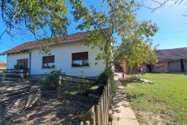 Kuća + zemljište 34.233 m2 - Koprivnica okolica, Sokolovac, Famiglia