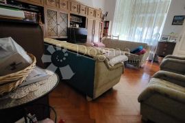 Gospodski stan na 5 minuta od Korza, 159m2, Rijeka, Appartamento