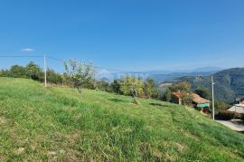 ISTRA, MOTOVUN, OKOLICA - Kompleks zemljišta s pogledom na Butonigu i brdašca, Motovun, Земля