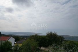 RIJEKA, HRELJIN- dvojna kuća 150m2 s pogledom na more + okoliš 650m2, Bakar, Famiglia