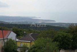 RIJEKA, HRELJIN- dvojna kuća 150m2 s pogledom na more + okoliš 1450m2, Bakar, Famiglia