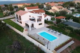 Novoizgrađena kuća sa bazenom, Barban, okolica, Istra, Barban, Σπίτι
