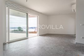 Trogir, jednosoban stan s pogledom na more i garažnim mjestom NKP 65, 45 m2, Trogir, Daire