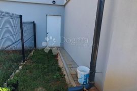 ZADAR, BOKANJAC - Prostran stan u mirnom naselju, Zadar, Appartamento