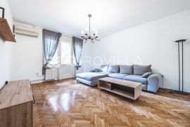 Zagreb, Donji Grad, prostran trosoban stan NKP 100 m2, Zagreb, Διαμέρισμα