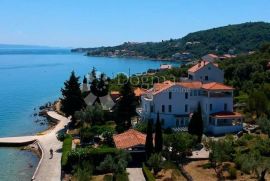 Predivna vila, prvi red uz more, 4400m2 zemljišta!!, Zadar - Okolica, Σπίτι