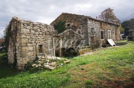 Istarska kamena kuća za adaptaciju, Kršan, Maison