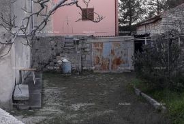 Kuća Prodaja istarske kuće za renovaciju, Krnica, Marčana, Ev