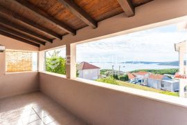 Okolica Trogira -  kuća s građevinskom parcelom i panoramskim pogledom, Seget, بيت