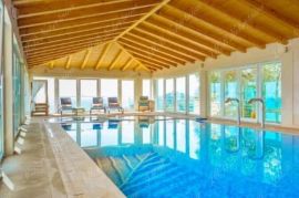 Luksuzna villa s bazenom i pogledom na more, okružena predivnim vrtovima, Dubrovnik, Maison