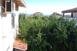 Kuća sa dva stana i pogledom na more, Ližnjan, Istra, Ližnjan, Ev