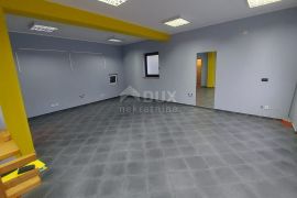 RIJEKA, OREHOVICA -poslovni prostor, 65 m2, Rijeka, Propriété commerciale
