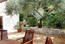 Villa 400 m2 s bazenom i pogledom na more u neposrednoj blizini Dubrovnika, Dubrovnik, Σπίτι