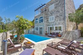 Villa 400 m2 s bazenom i pogledom na more u neposrednoj blizini Dubrovnika, Dubrovnik, Kuća