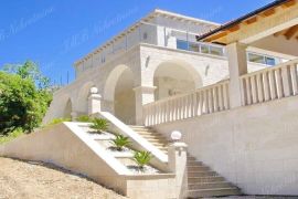 Luksuzna kamena villa 360 m2 s bazenom - Dubrovnik okolica, Dubrovnik, House