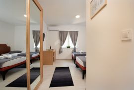 ISTRA, PIĆAN - Motel sa 70 ležaja površine 1025 m2, Pićan, Poslovni prostor