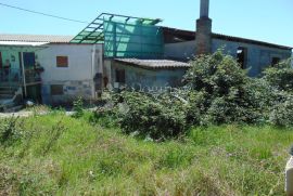 Kuća za djelomičnu renovaciju u središnjoj Istri, Pazin - Okolica, Famiglia