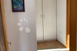 Prostrani četverosobni stan u Novom Zagrebu, Novi Zagreb - Zapad, Apartamento